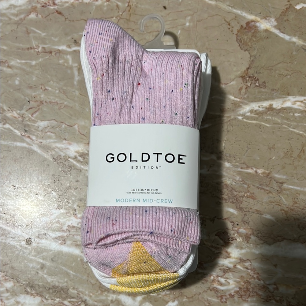 Gold Toe women’s Pink Mid-Crew Socks
